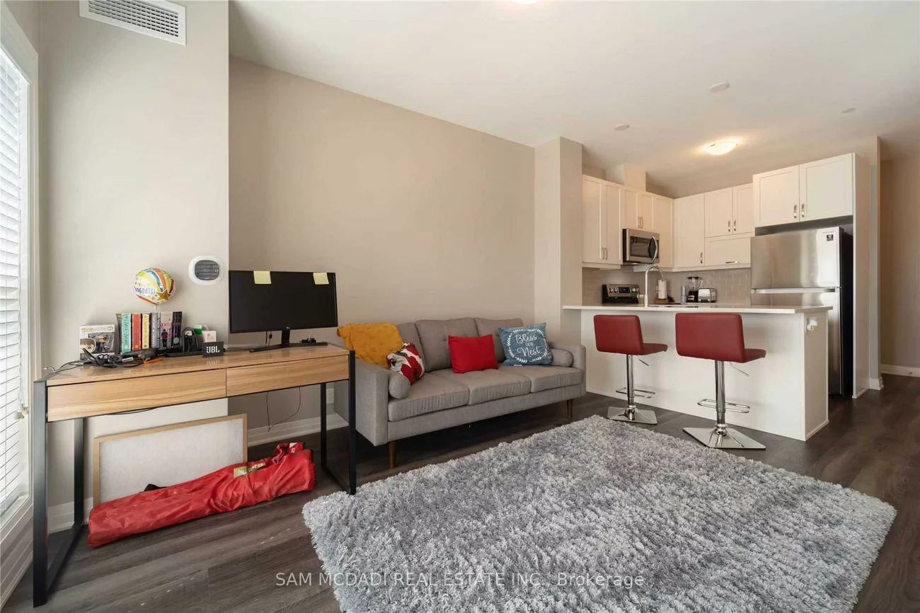 102, Grovewood Common, 1008 - GO Glenorchy, Oakville