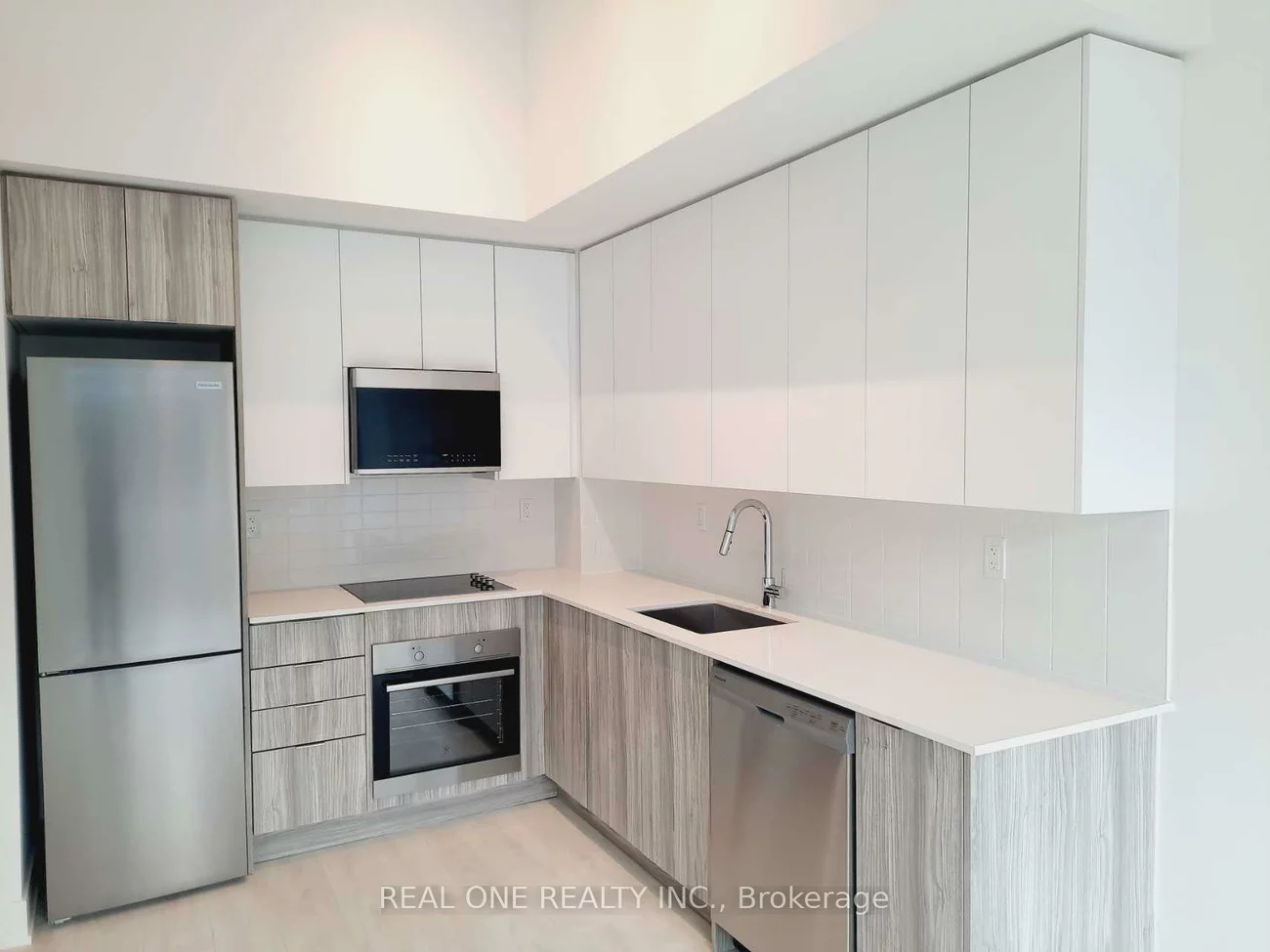 2485, Taunton, 1015 - RO River Oaks, Oakville