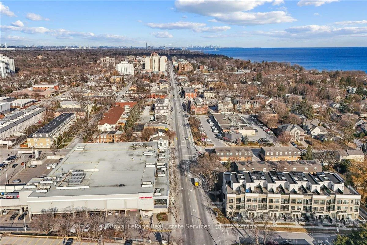 95, Brookfield, 1002 - CO Central, Oakville