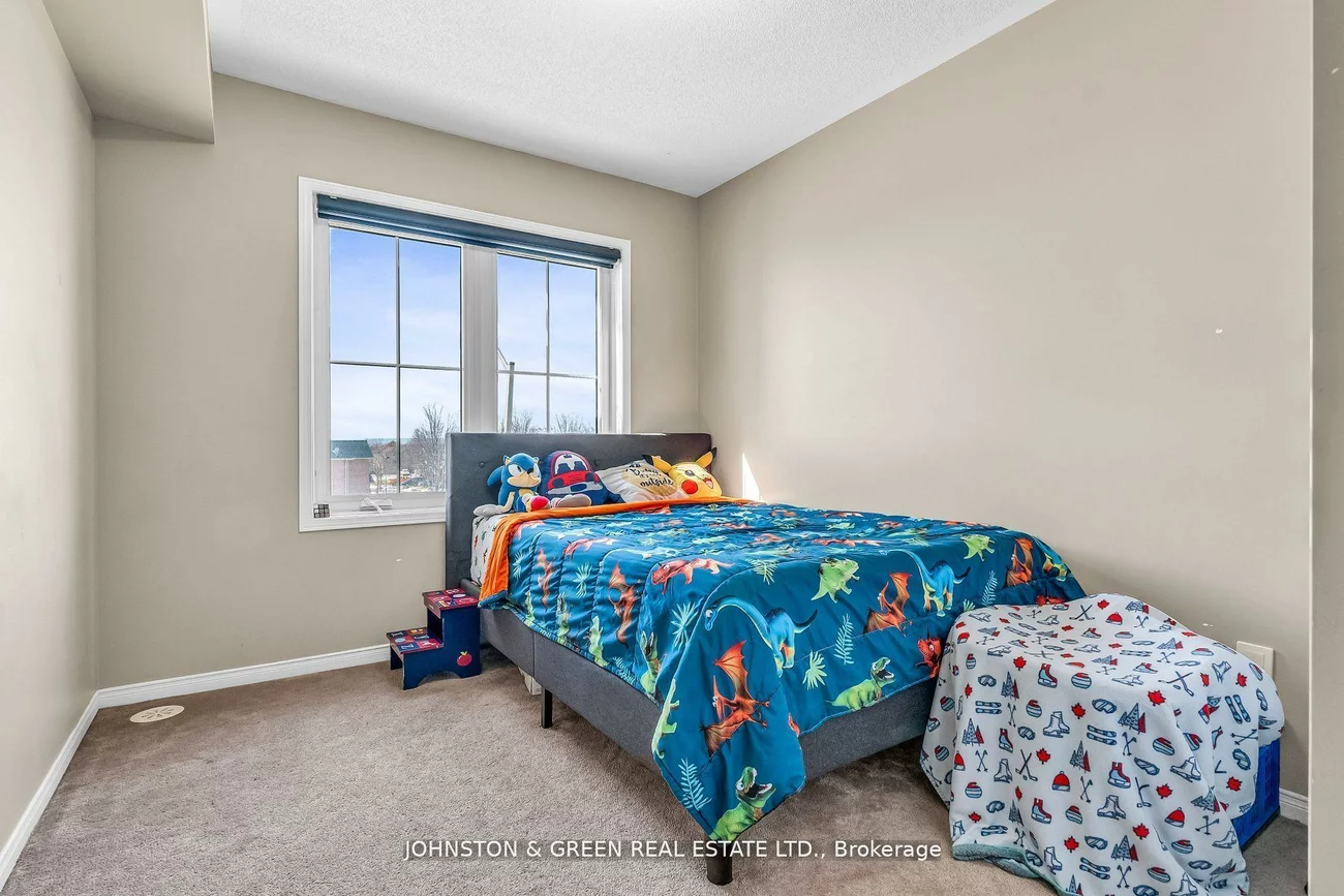 2551, Sixth, 1015 - RO River Oaks, Oakville