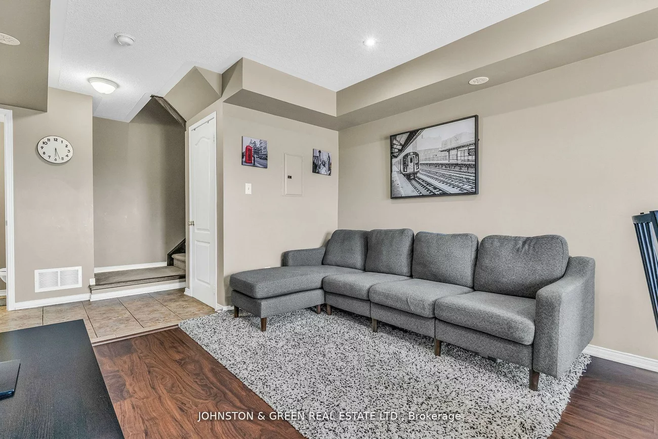 2551, Sixth, 1015 - RO River Oaks, Oakville