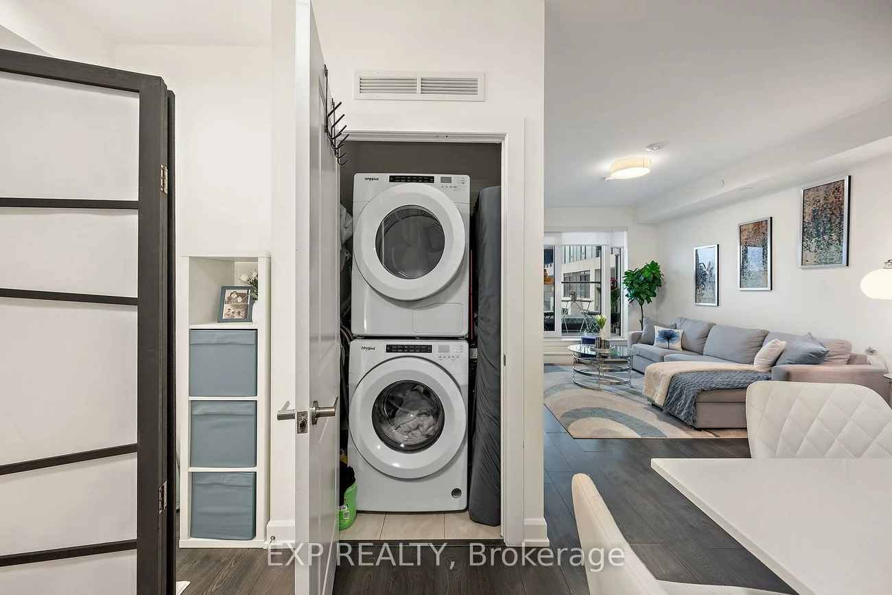 3200, William Coltson, 1010 - JM Joshua Meadows, Oakville