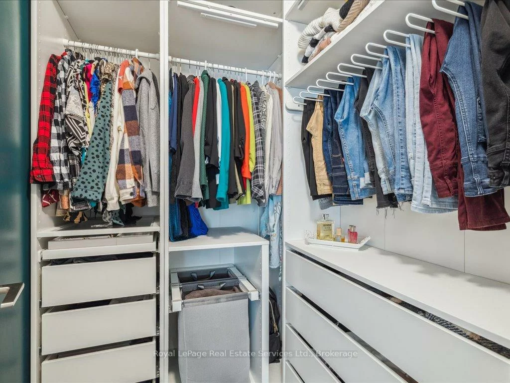 2370, Khalsa, 1019 - WM Westmount, Oakville