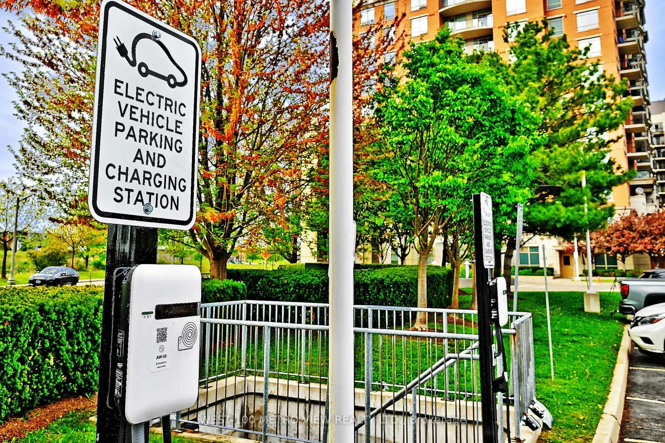 2365, CENTRAL PARK, 1015 - RO River Oaks, Oakville