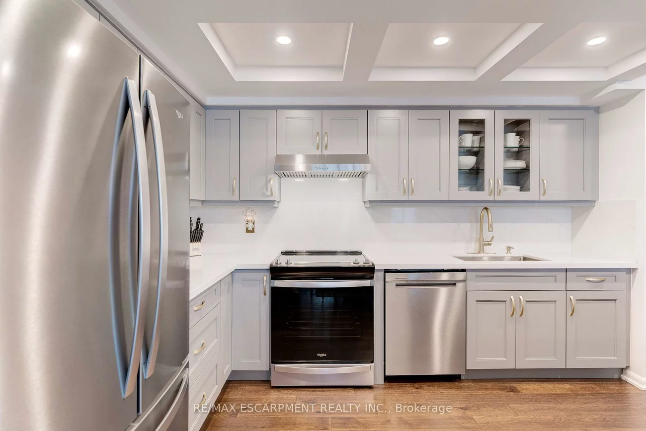 2175, Marine, 1001 - BR Bronte, Oakville