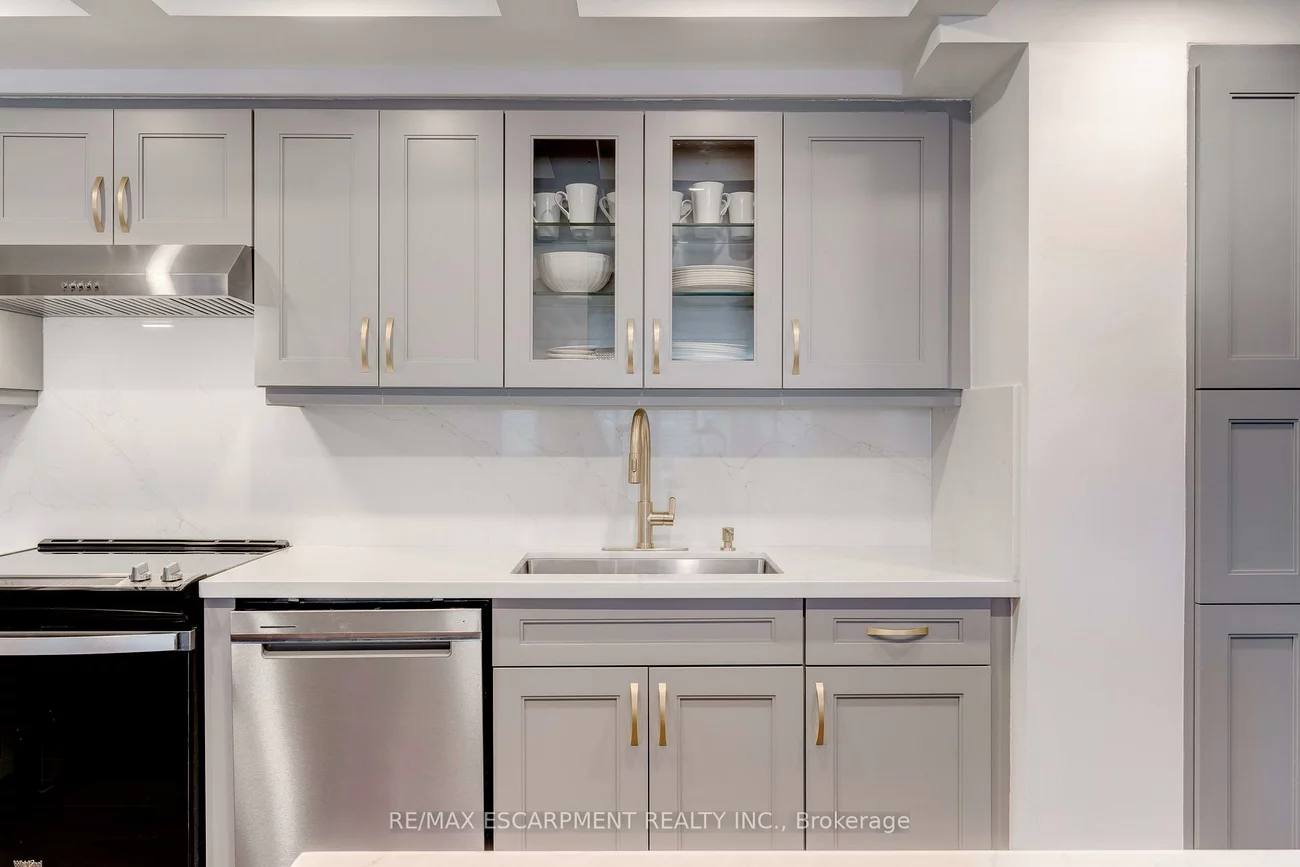 2175, Marine, 1001 - BR Bronte, Oakville