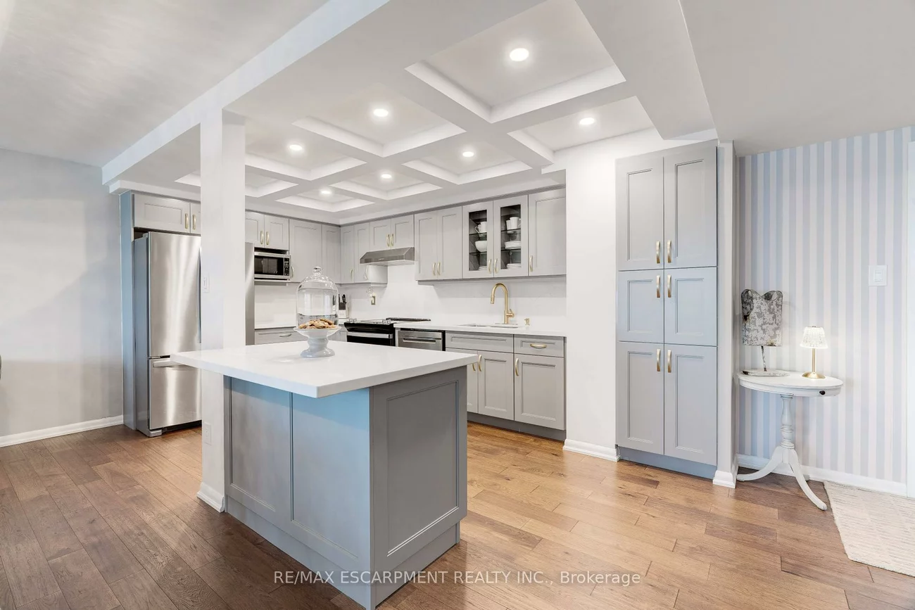 2175, Marine, 1001 - BR Bronte, Oakville