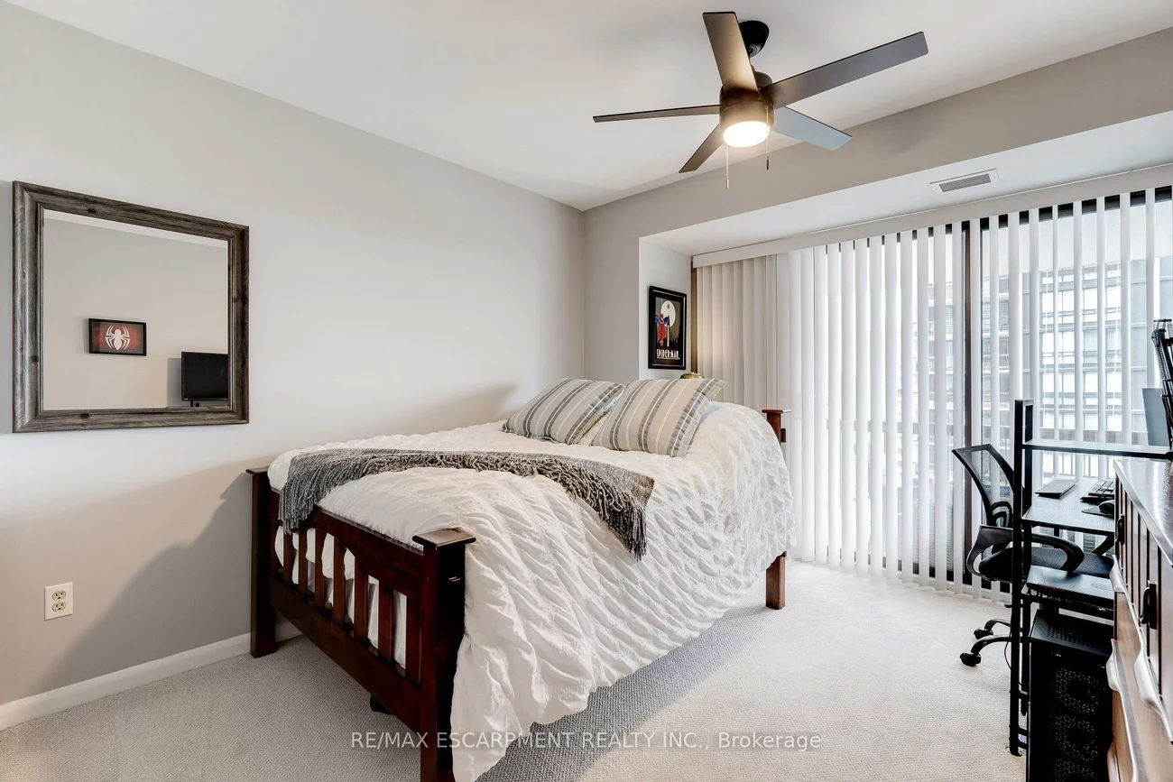 2175, Marine, 1001 - BR Bronte, Oakville