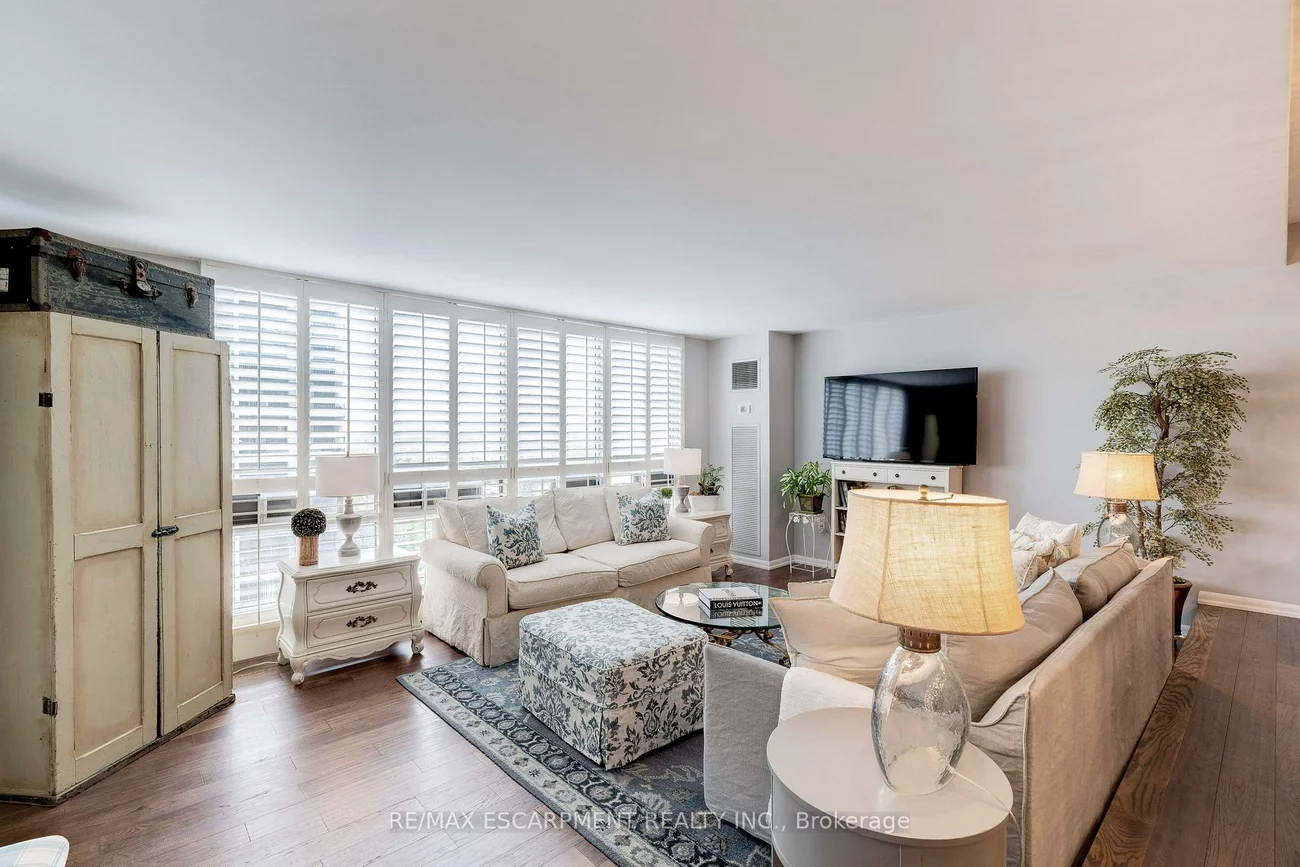 2175, Marine, 1001 - BR Bronte, Oakville