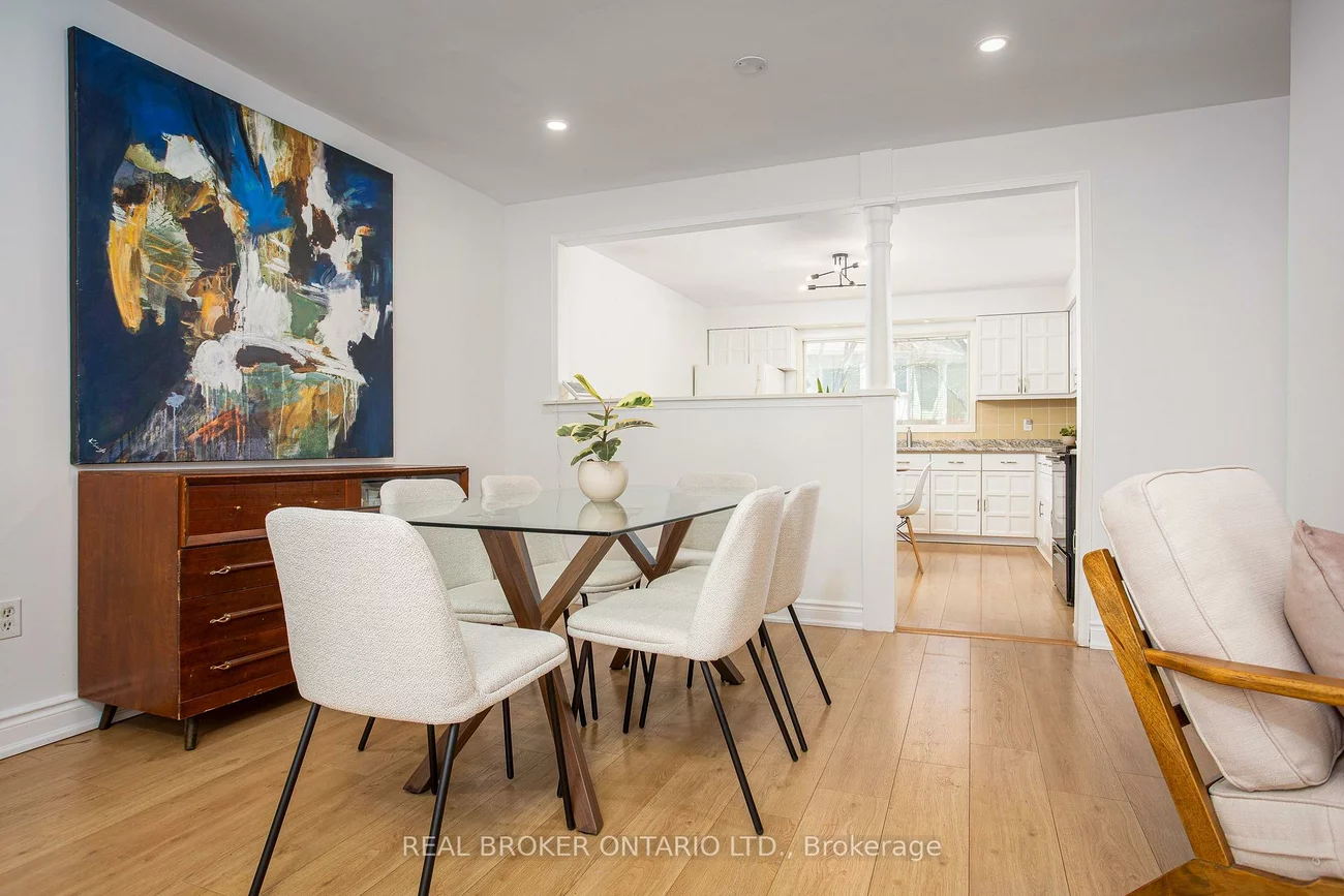1135, McCraney, 1003 - CP College Park, Oakville