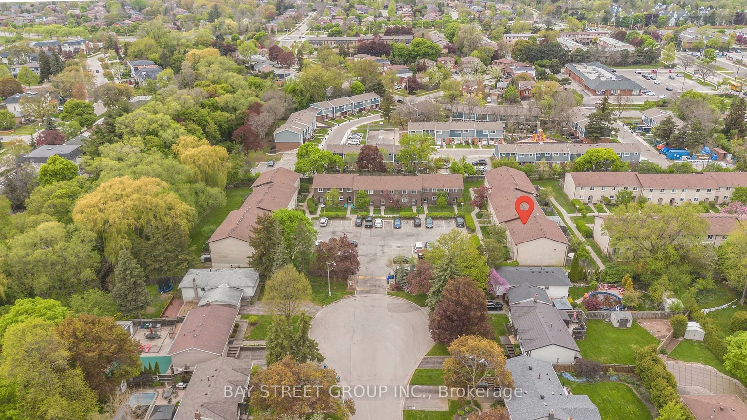 41, Nadia, 1003 - CP College Park, Oakville