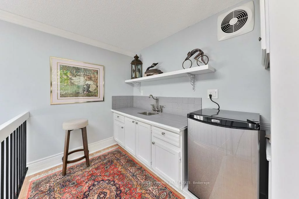 1250, Marlborough, 1003 - CP College Park, Oakville