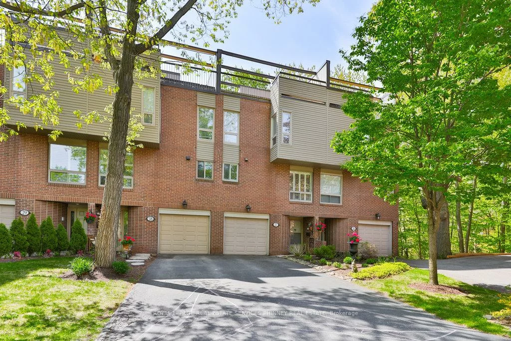 1250, Marlborough, 1003 - CP College Park, Oakville
