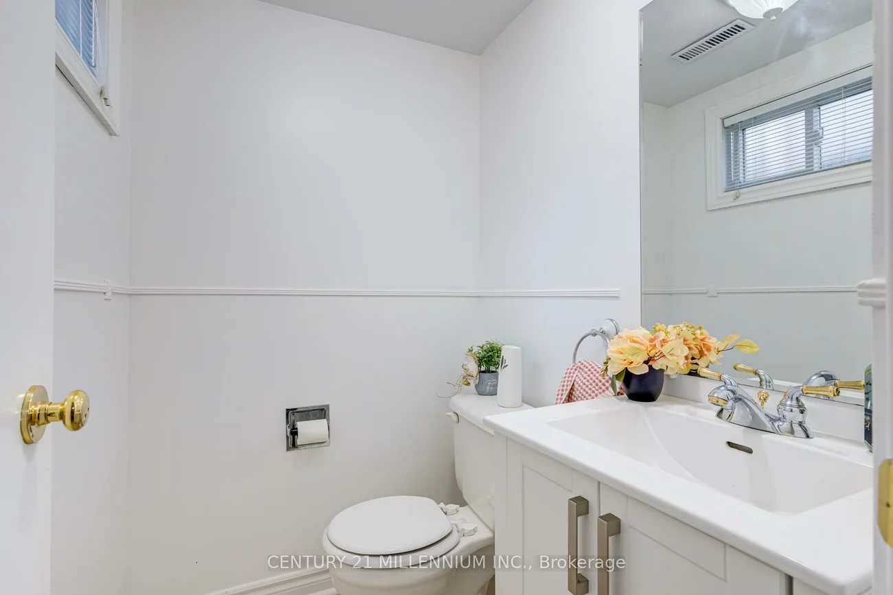 1536, Sixth, 1003 - CP College Park, Oakville
