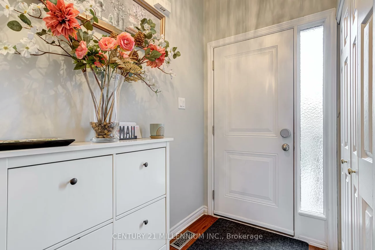 1536, Sixth, 1003 - CP College Park, Oakville