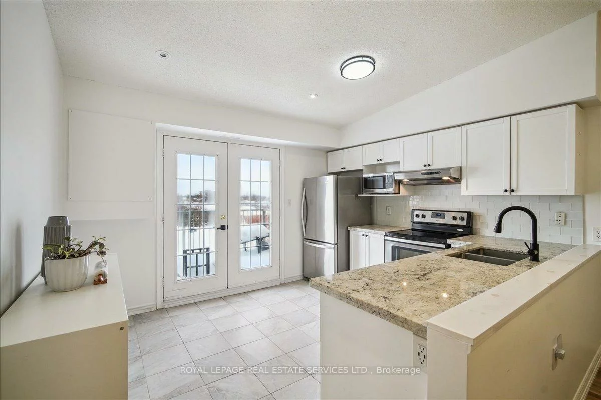 1440, Bishops, 1007 - GA Glen Abbey, Oakville