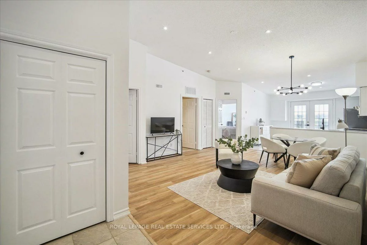 1440, Bishops, 1007 - GA Glen Abbey, Oakville