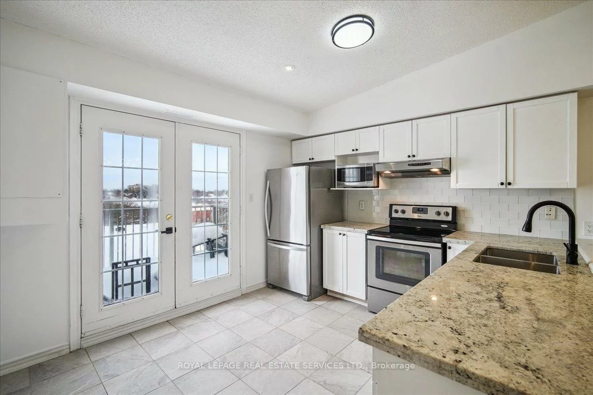 1440, Bishops, 1007 - GA Glen Abbey, Oakville
