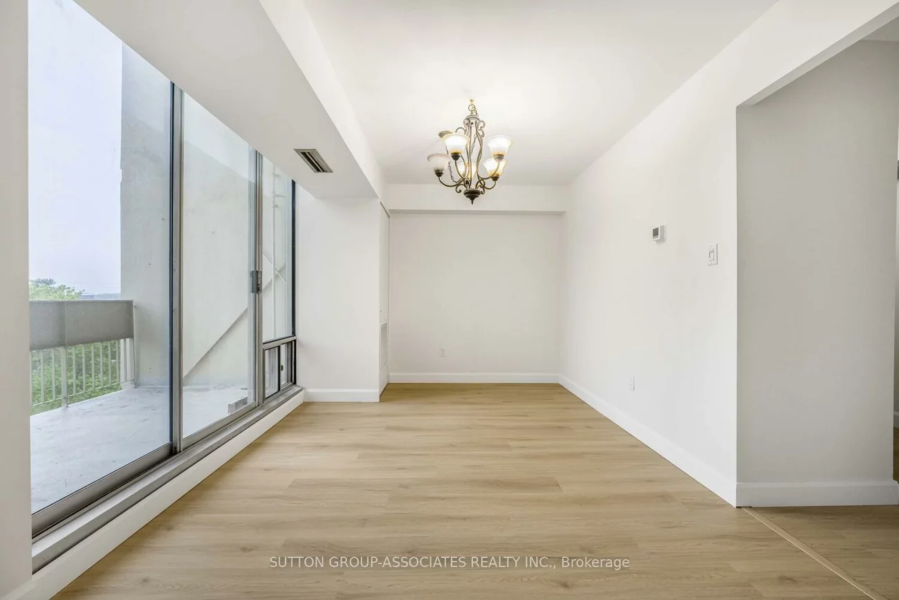 1300, Marlborough, 1005 - FA Falgarwood, Oakville