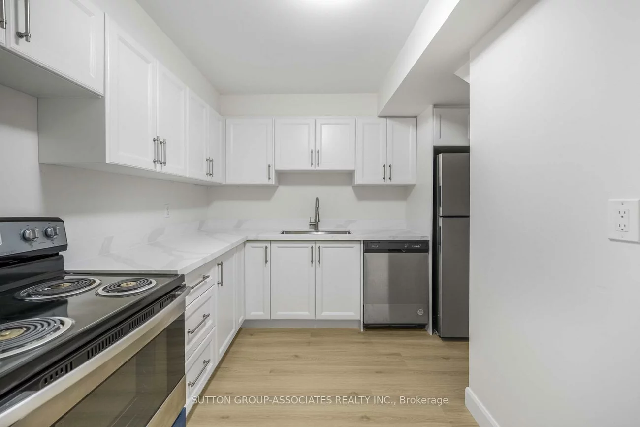 1300, Marlborough, 1005 - FA Falgarwood, Oakville