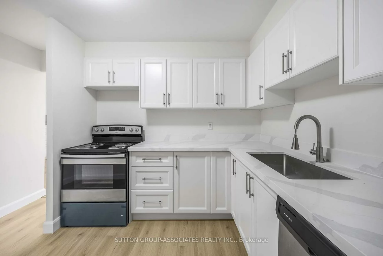 1300, Marlborough, 1005 - FA Falgarwood, Oakville