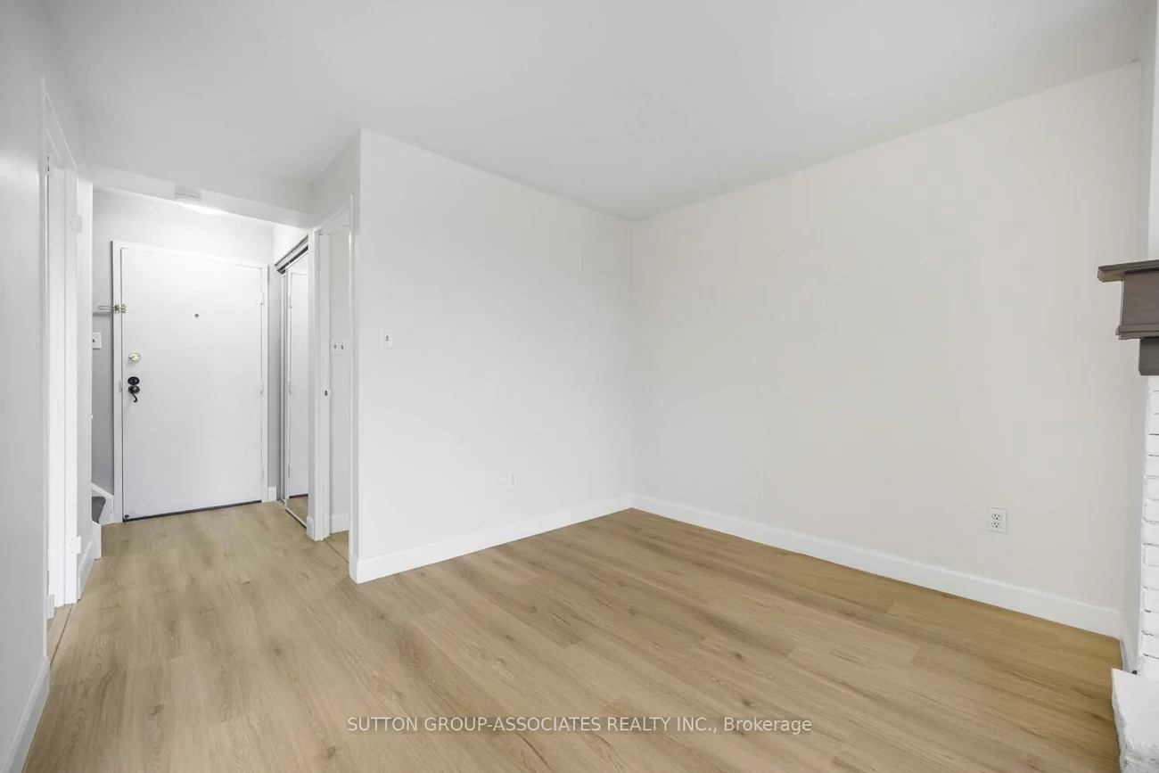 1300, Marlborough, 1005 - FA Falgarwood, Oakville