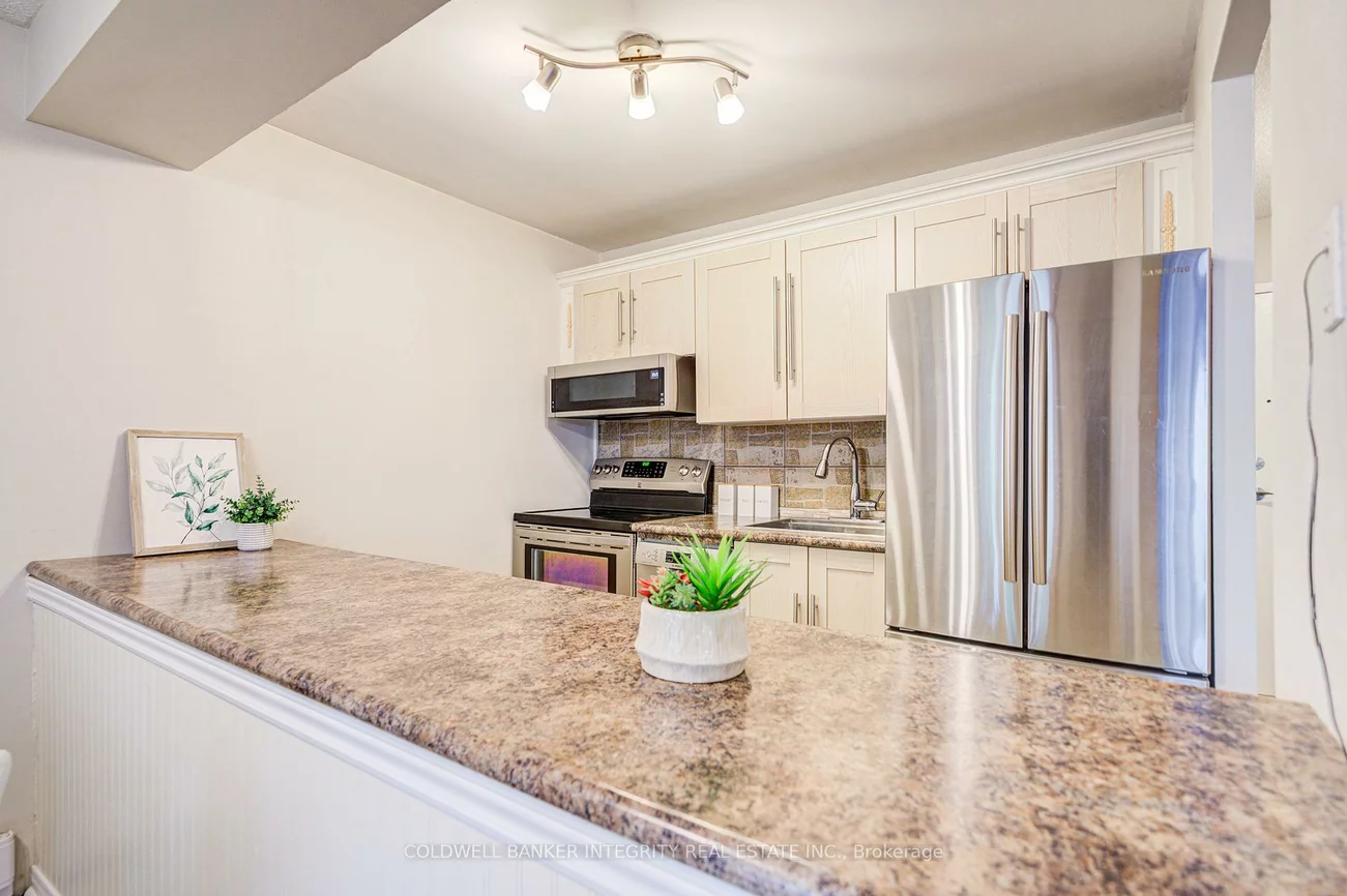 1036, Falgarwood, 1005 - FA Falgarwood, Oakville