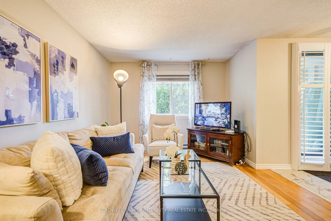 1036, Falgarwood, 1005 - FA Falgarwood, Oakville