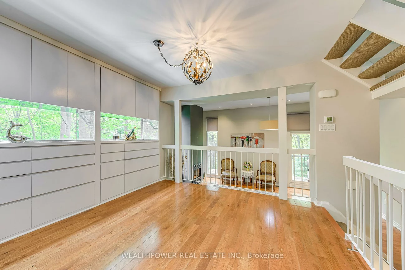1250, Marlborough, 1003 - CP College Park, Oakville