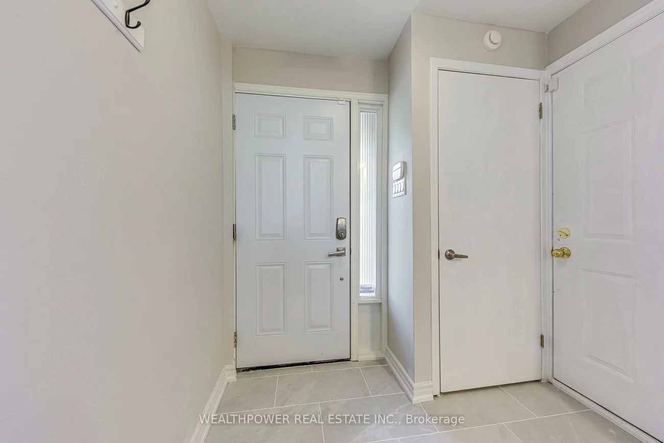1250, Marlborough, 1003 - CP College Park, Oakville