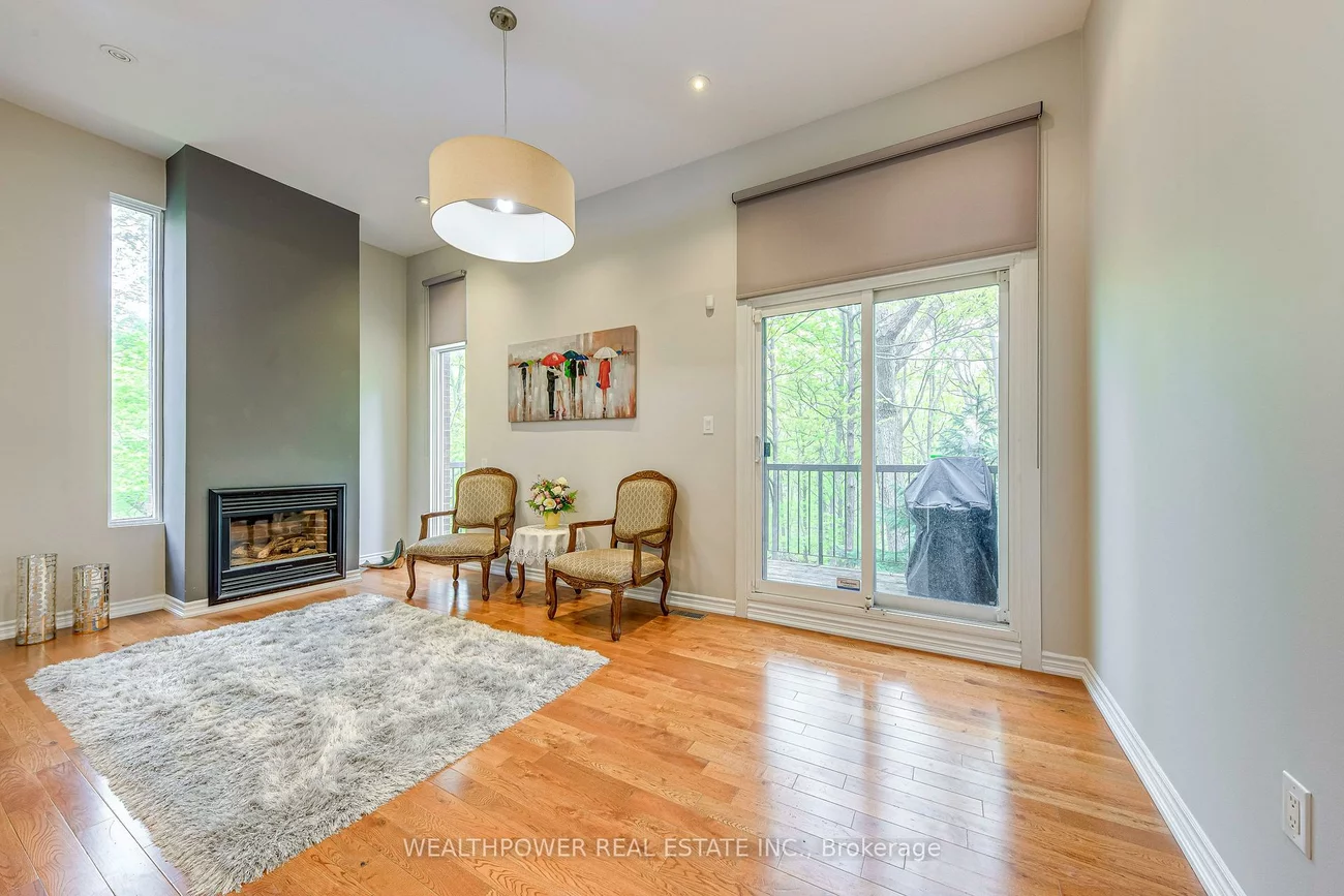 1250, Marlborough, 1003 - CP College Park, Oakville