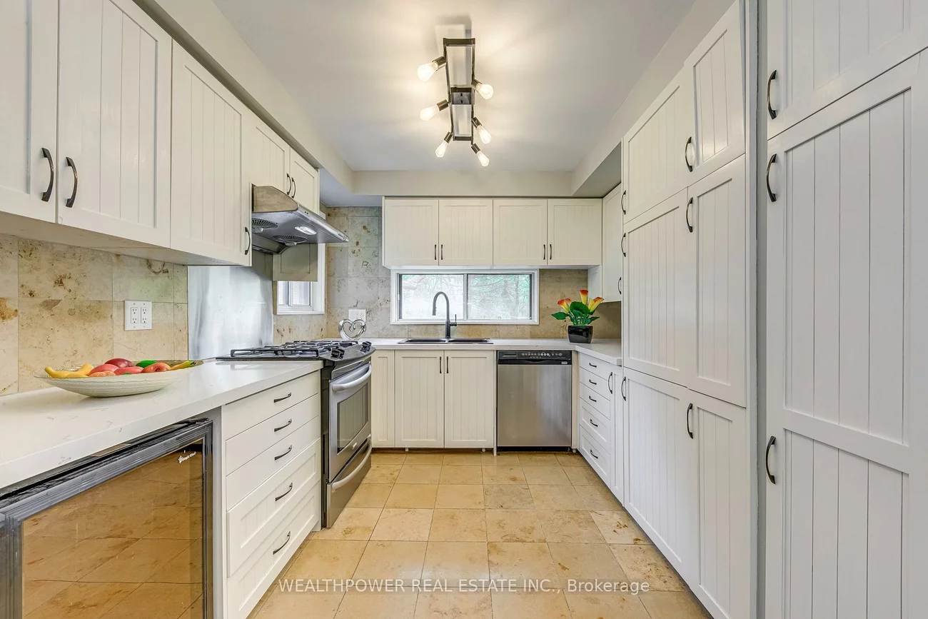 1250, Marlborough, 1003 - CP College Park, Oakville