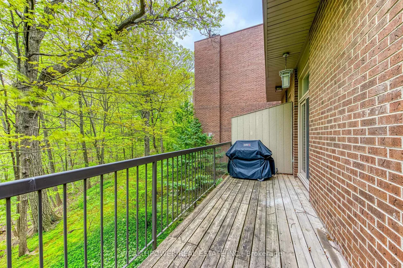 1250, Marlborough, 1003 - CP College Park, Oakville