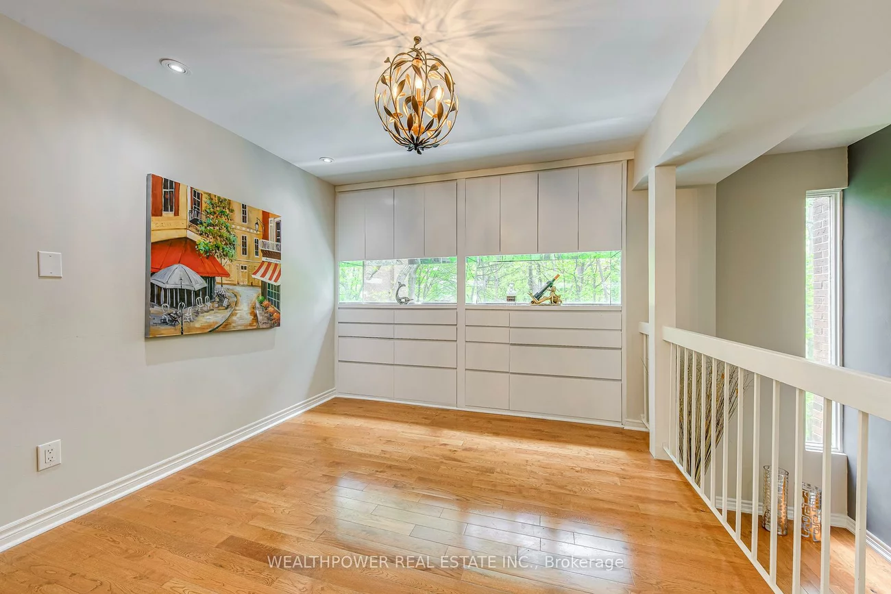 1250, Marlborough, 1003 - CP College Park, Oakville