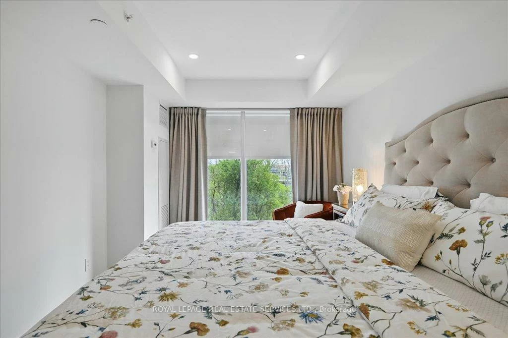 2489, Taunton, 1015 - RO River Oaks, Oakville