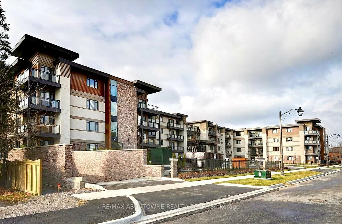 128, Garden, 1002 - CO Central, Oakville