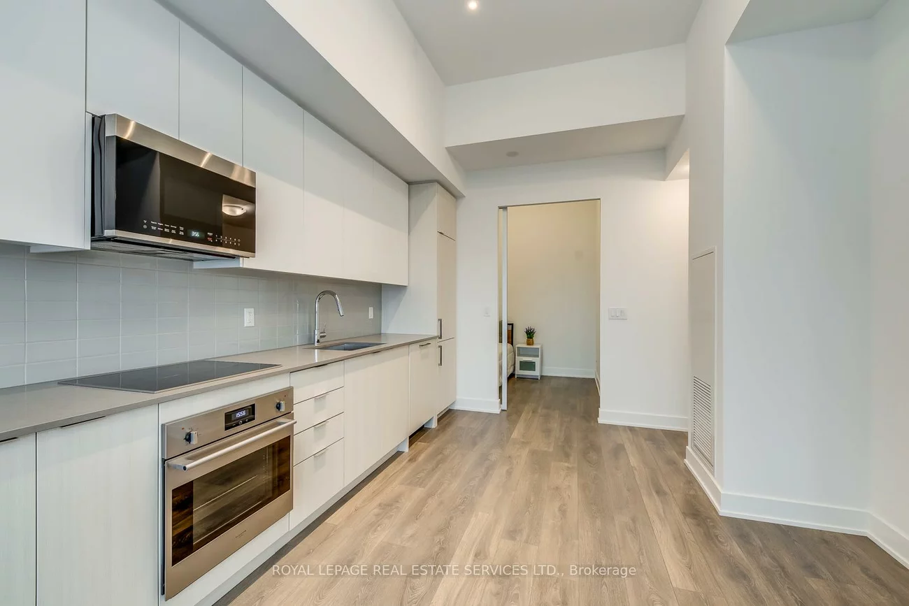 2485, Taunton, 1015 - RO River Oaks, Oakville