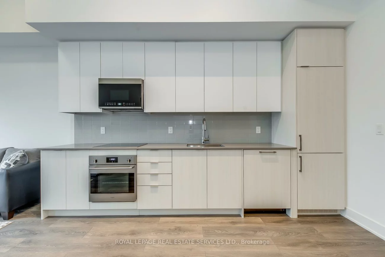 2485, Taunton, 1015 - RO River Oaks, Oakville