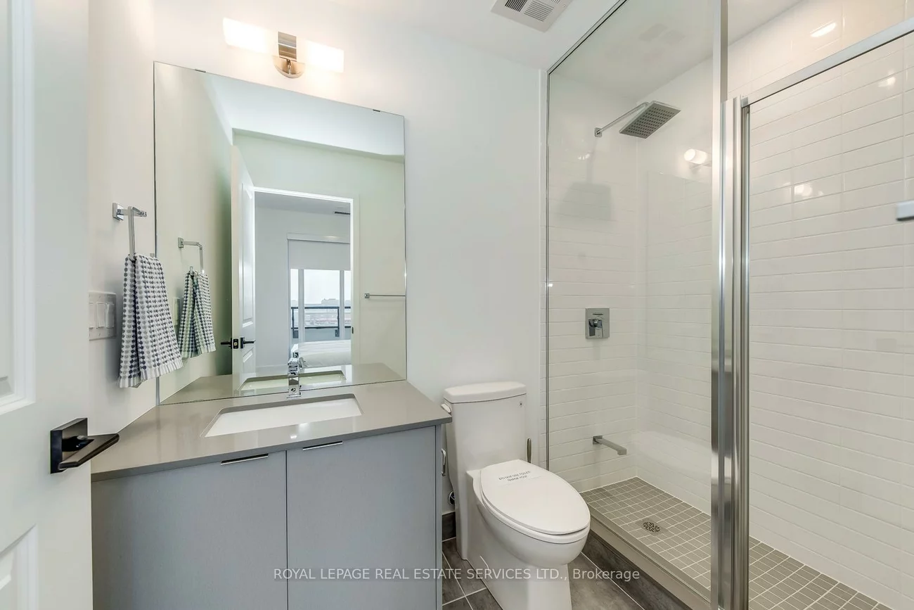 2485, Taunton, 1015 - RO River Oaks, Oakville