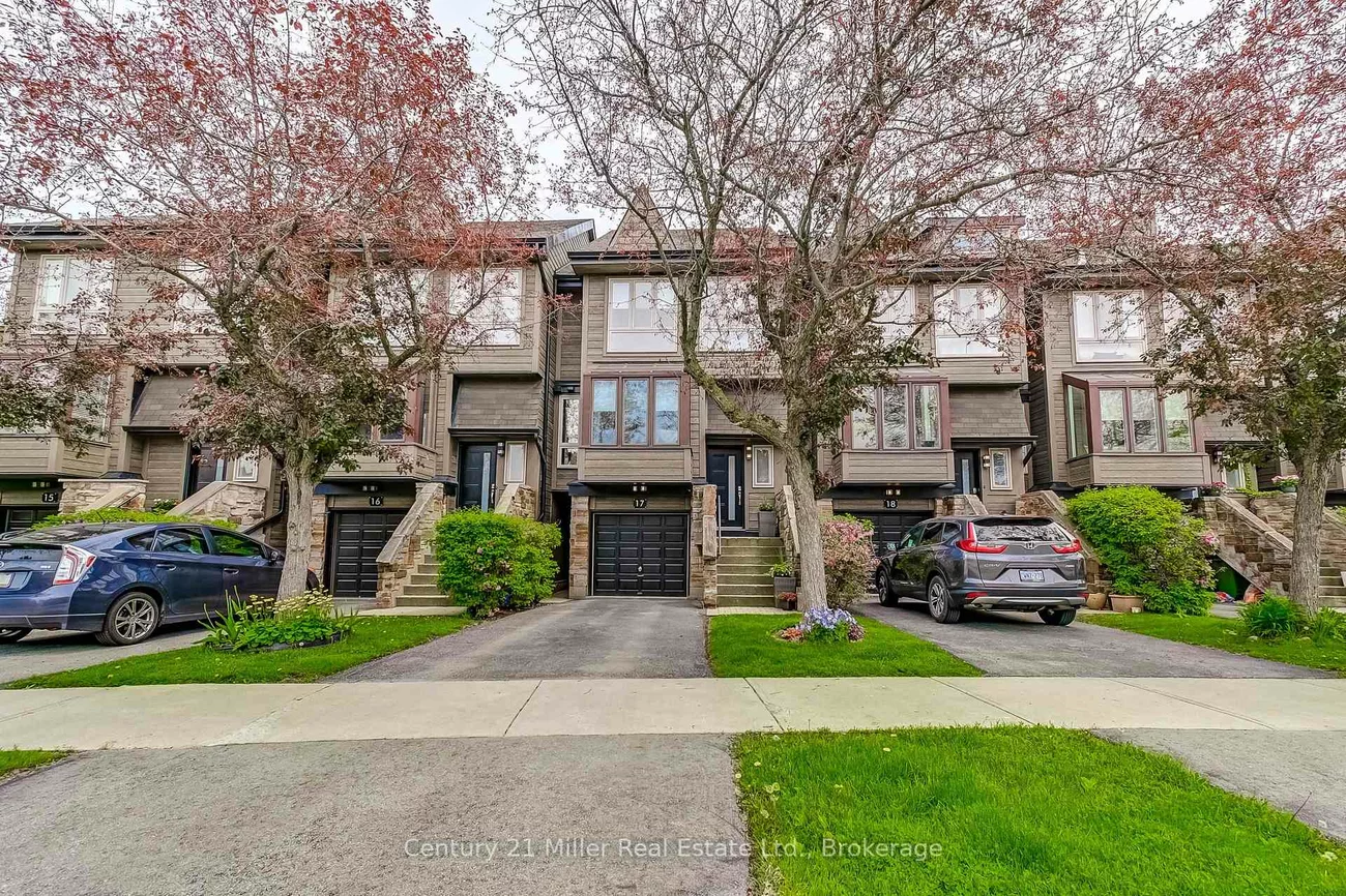 1120, Queens, 1003 - CP College Park, Oakville
