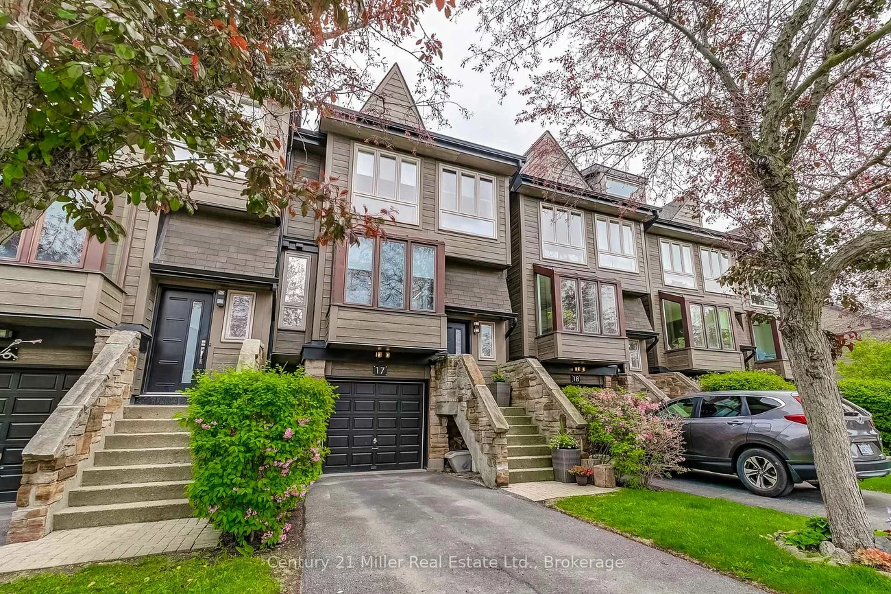 1120, Queens, 1003 - CP College Park, Oakville