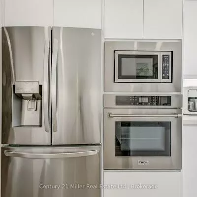 1120, Queens, 1003 - CP College Park, Oakville
