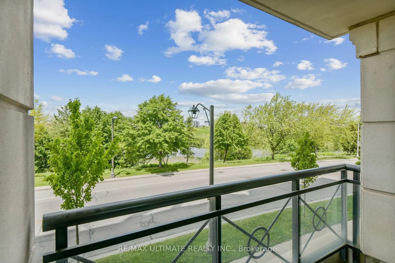 2325, Central Park, 1015 - RO River Oaks, Oakville