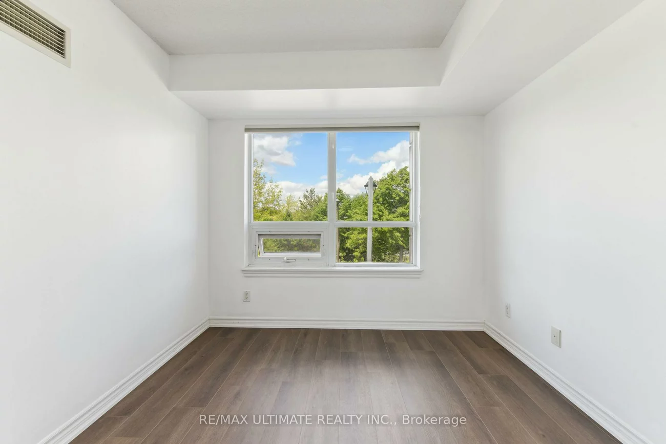 2325, Central Park, 1015 - RO River Oaks, Oakville