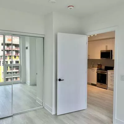 2450, Old Bronte, 1019 - WM Westmount, Oakville