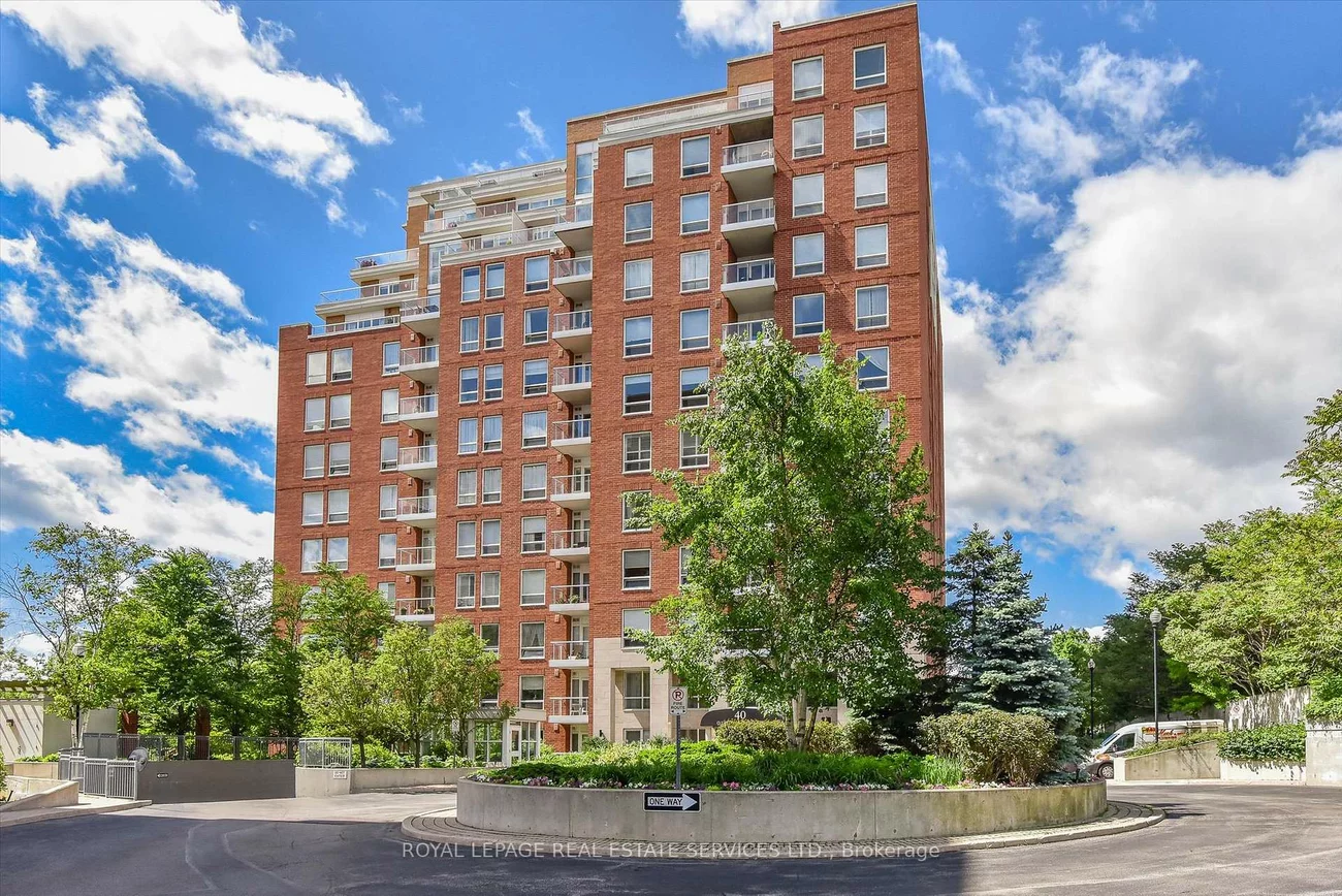 40, Old Mill, 1014 - QE Queen Elizabeth, Oakville