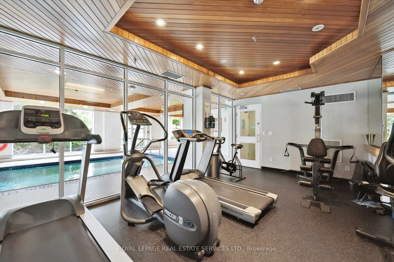 40, Old Mill, 1014 - QE Queen Elizabeth, Oakville