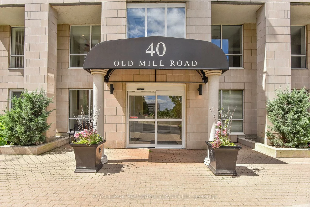 40, Old Mill, 1014 - QE Queen Elizabeth, Oakville