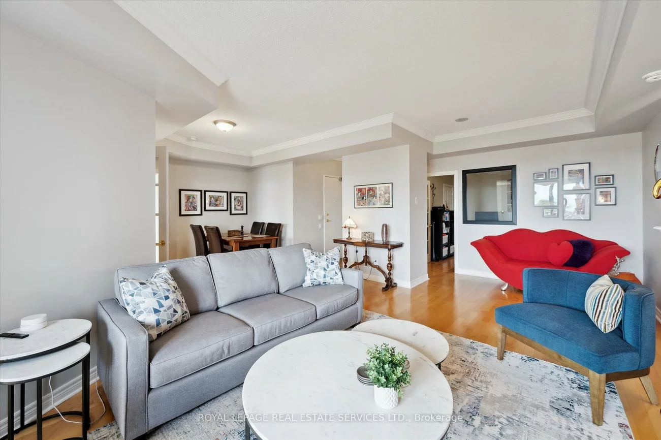40, Old Mill, 1014 - QE Queen Elizabeth, Oakville