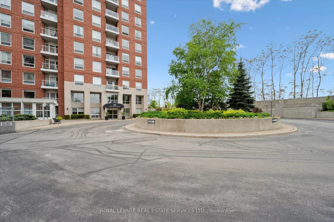 40, Old Mill, 1014 - QE Queen Elizabeth, Oakville